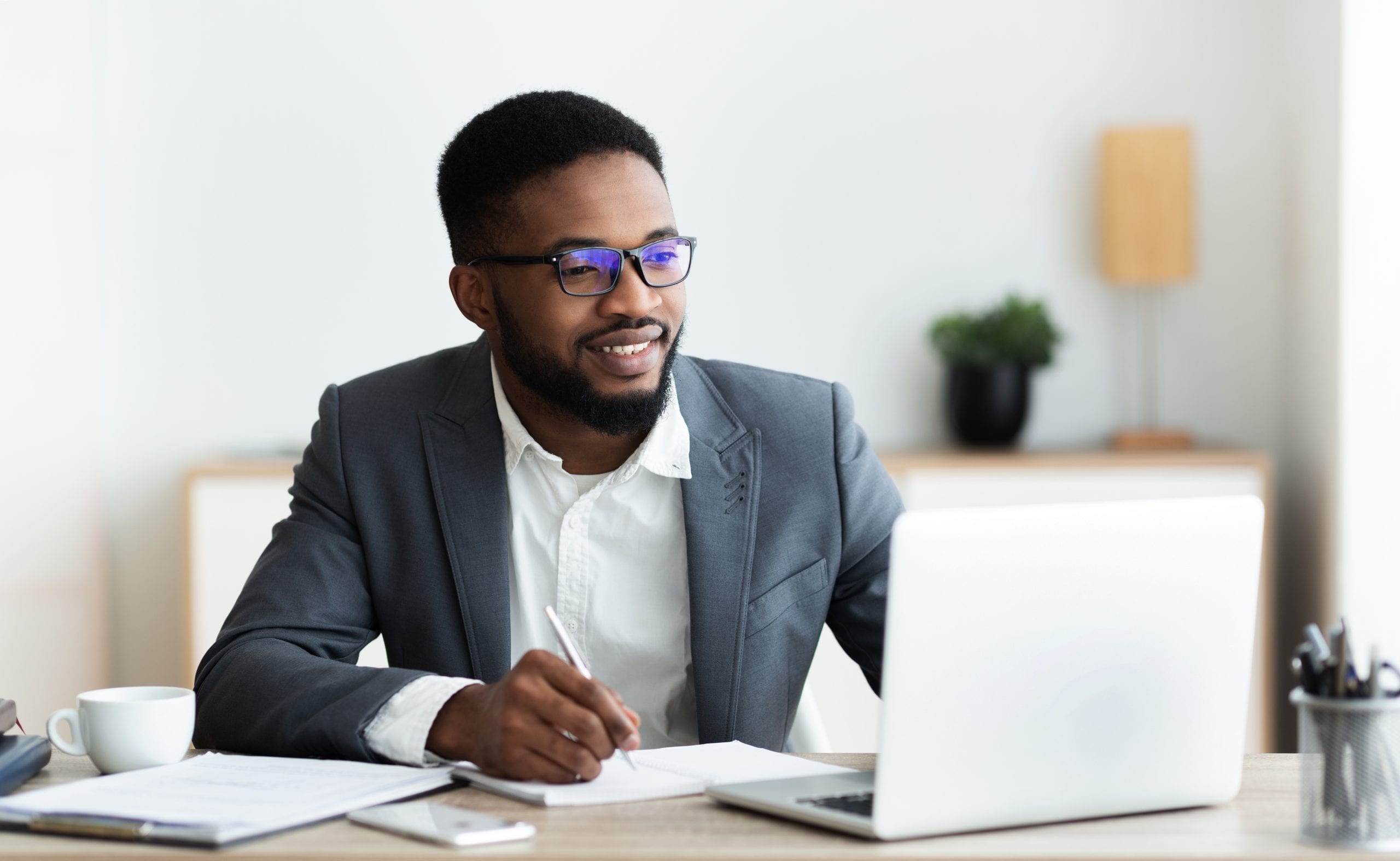 Tips On Landing Outsourcing Jobs In Web Design